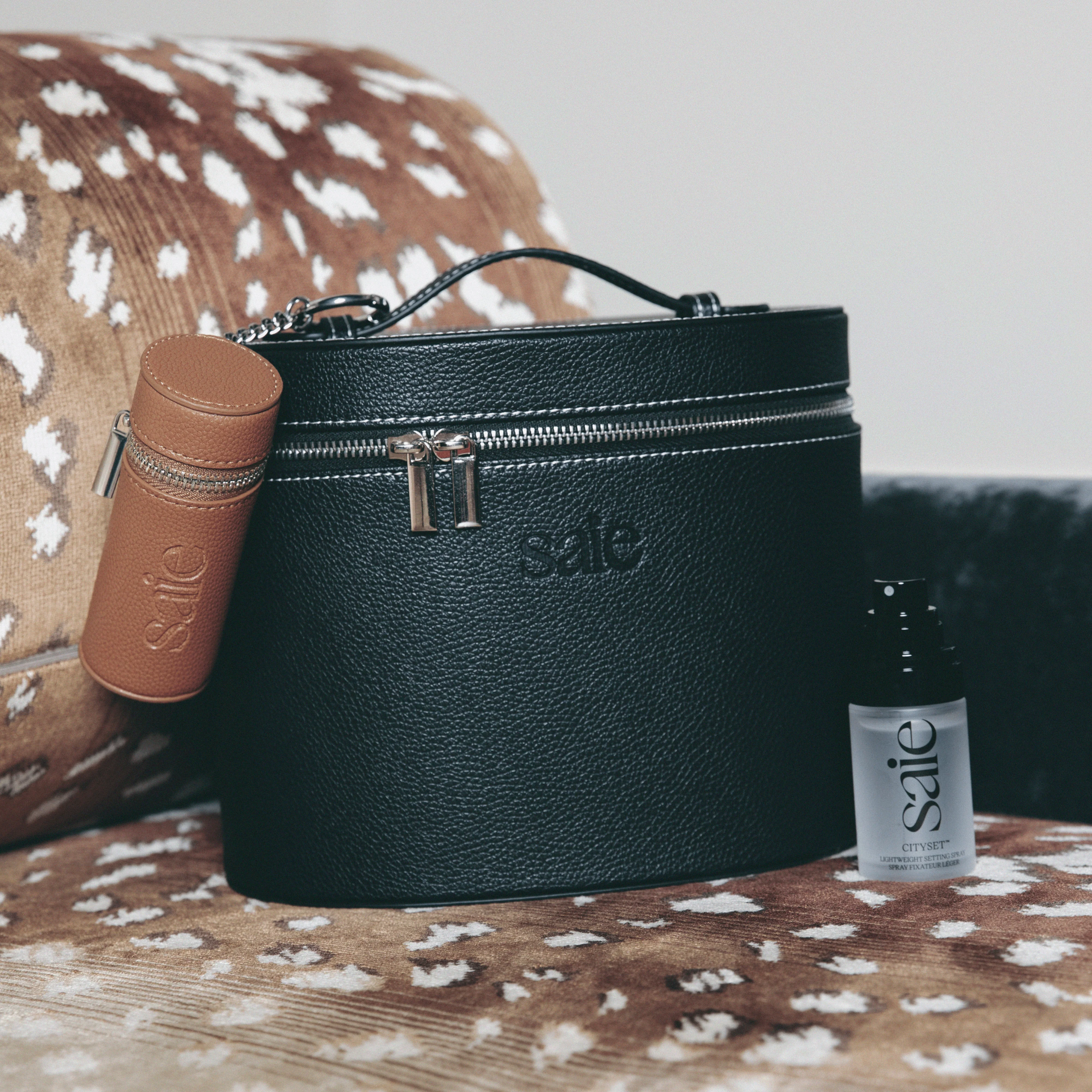 The Large Vanity Case - Image 10