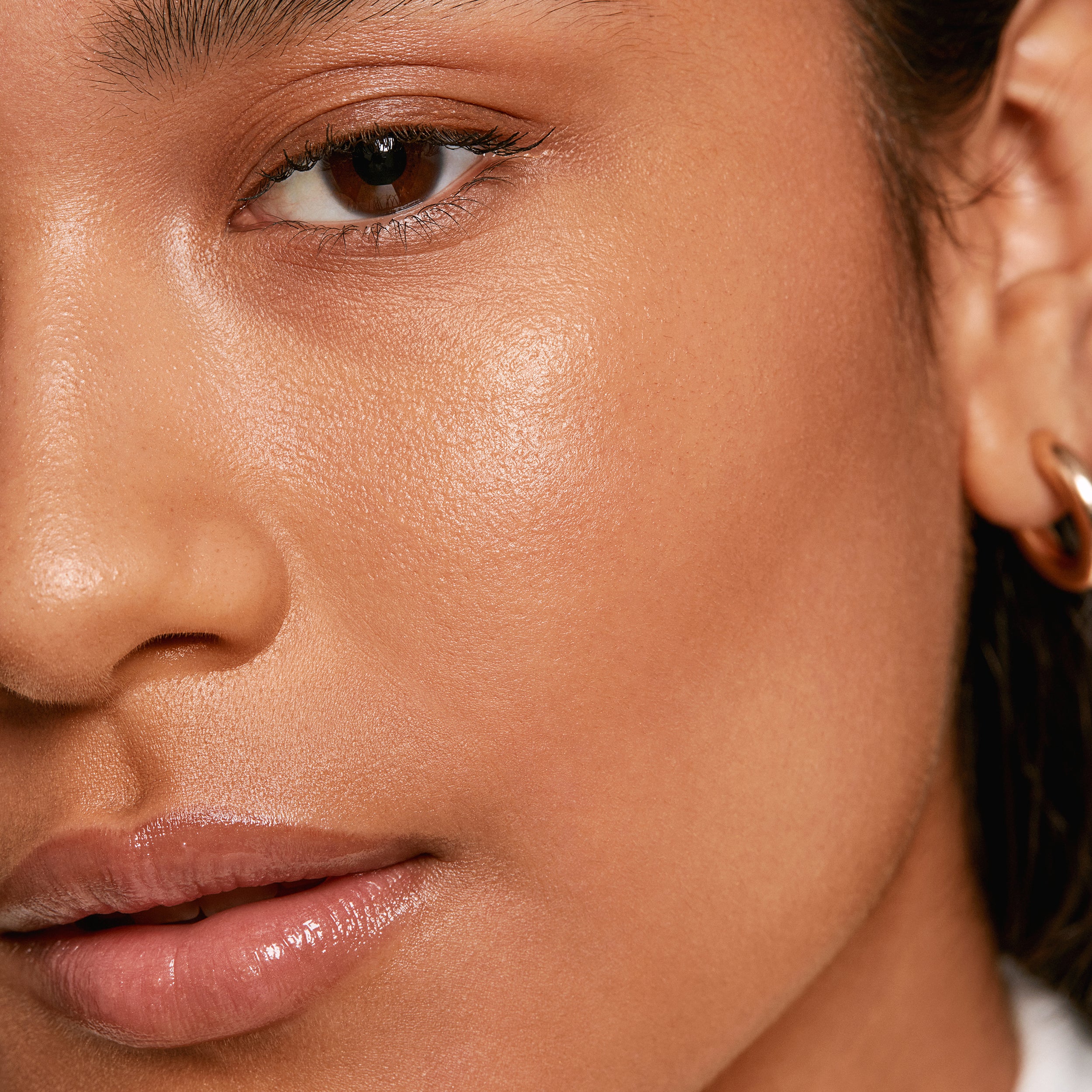 Slip Tint™ Tinted Moisturizer - Image 51
