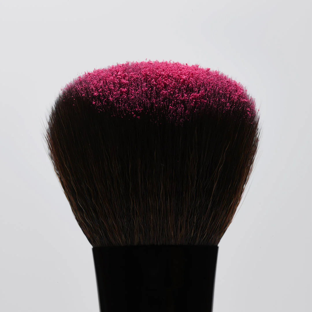 The Powder Blush Brush - Image 10